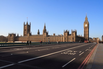 Fototapeta na wymiar Londyn: Domy Parlamentu i Big Bena
