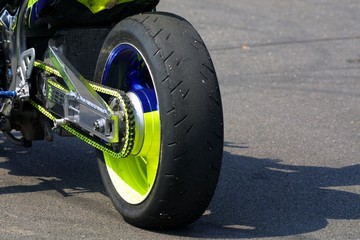 Obraz premium Pneu dragster
