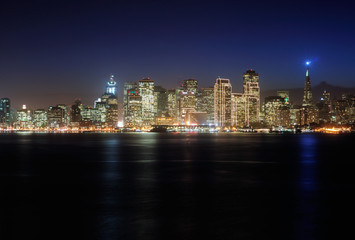 Fototapeta na wymiar Widok z San Francisco downtown. Copyspace na górze i na dole