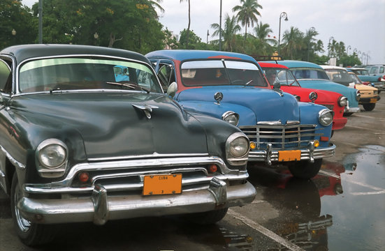 Parked old cars - Cuba