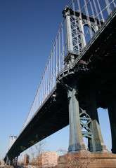 Fototapeta premium Manhattan bridge from below