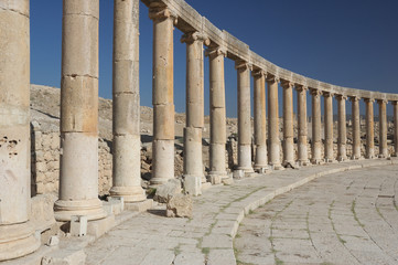 Jerash - column