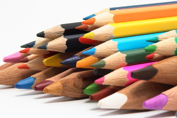 Fototapeta premium Diagonal of colored pencils