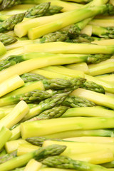 Freshly cooked asparagus spears