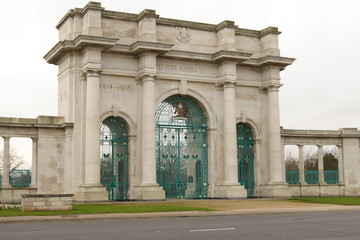 Fototapeta na wymiar war memorial nottingham uk