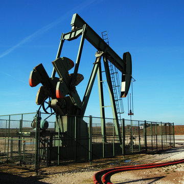 puit de p&eacute;trole 1