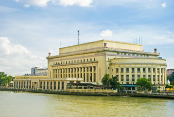 Fototapeta na wymiar Philippine Post Office along Pasig River, Manila