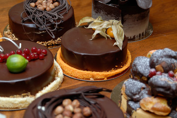 ensemble de gâteaux au chocolat