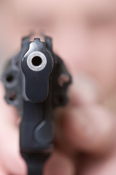 self-defense, woman with gun, at gun point