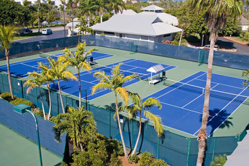 Resort tennis club and tennis courts with balls - 6215991