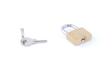 Cadenas et sa clé