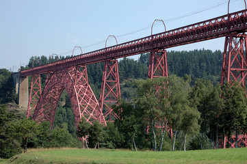 ardito viadotto ferroviario