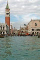 Fototapeta na wymiar Kilka fotek z tej architektury w Wenecji - Włochy