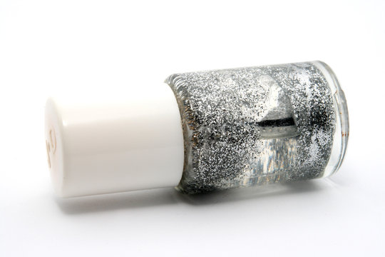 Silver nail polisher
