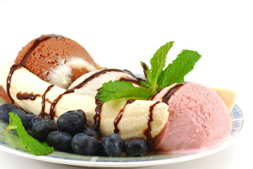 Ice Cream on plate with fruits