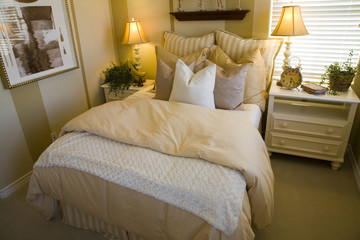 Comfortable modern bedroom.