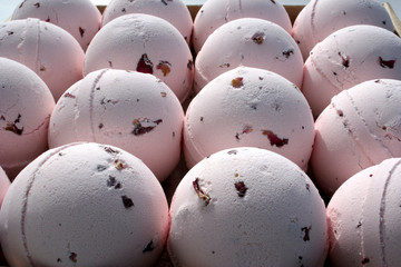 Bombas ba&ntilde;o 2