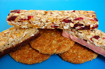 muesli bars and biscuits