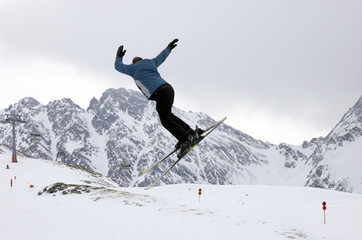 Ski jump 