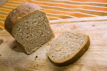 bread made of graham (whole wheat) flour