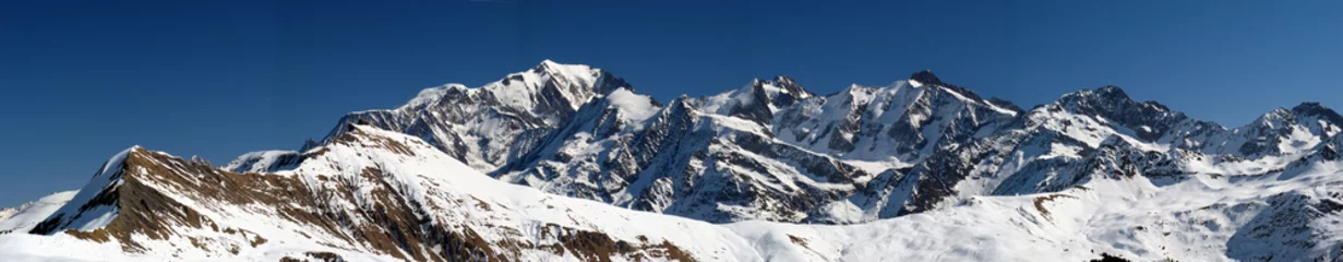 Papier peint adhésif Mont Blanc Le Massif du Mont Blanc, Haute Savoie, France