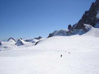 Skiers on the Vallee Blanche glacier trail, Chamonix © AlNicols
