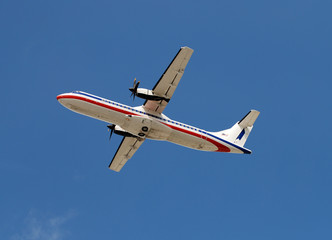 Passenger turboprop airplane