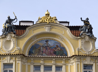Fototapeta na wymiar Detal architektoniczny elewacji, Praga