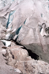 Fototapeta na wymiar ice crevasse