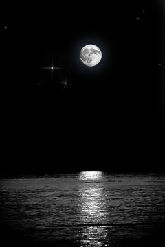 notte con luna piena