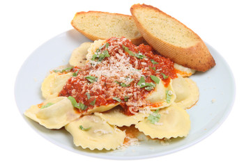 Ravioli pasta with tomato sauce and garlic bread