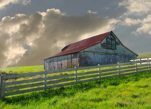 Beautiful Image of a rural Country Barn in Northern California