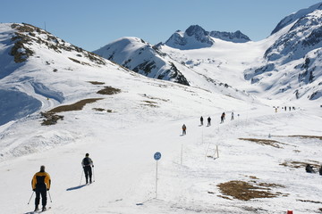 Fototapeta na wymiar piste de ski