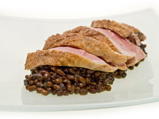 entenbrust auf linsensalat