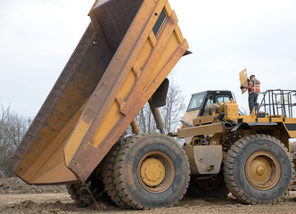 Dump truck and mechanic