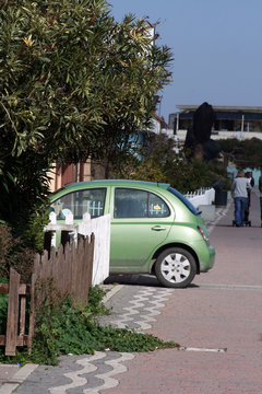 automobile verde