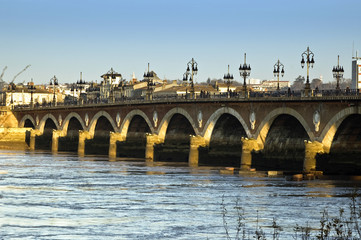 Fototapeta premium pont de pierre bordeaux