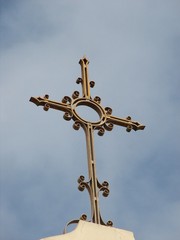 Fototapeta na wymiar golden cross
