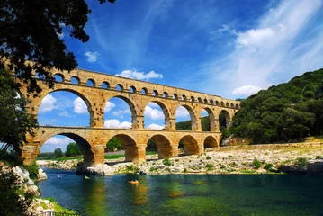 Foto op Plexiglas Pont du Gard Pont du Gard in Zuid-Frankrijk