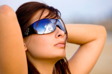 Fototapeta premium women at the beach