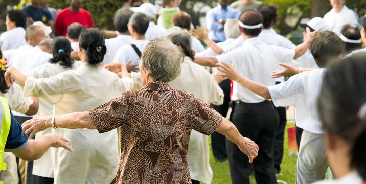 Mass Public Exercise For The Elderly