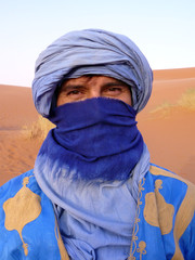tuareg en el desierto