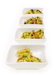 italienische nudelsalat mit basilikum vorspeise