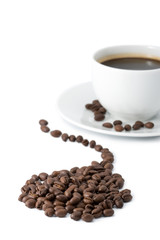coffee beans und white cup