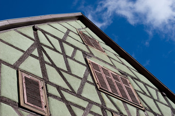 façade architecture colombage maison alsace normande typique