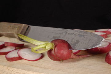 knife & radish
