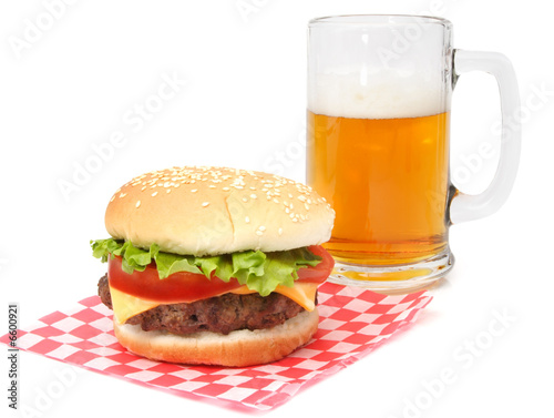 Гамбургер с пивом без смс