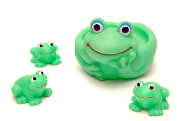 frog mom ang her kids