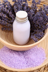 Obraz na płótnie Canvas aromatic lavender bath