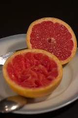 Aufgeschnittene Grapefruits